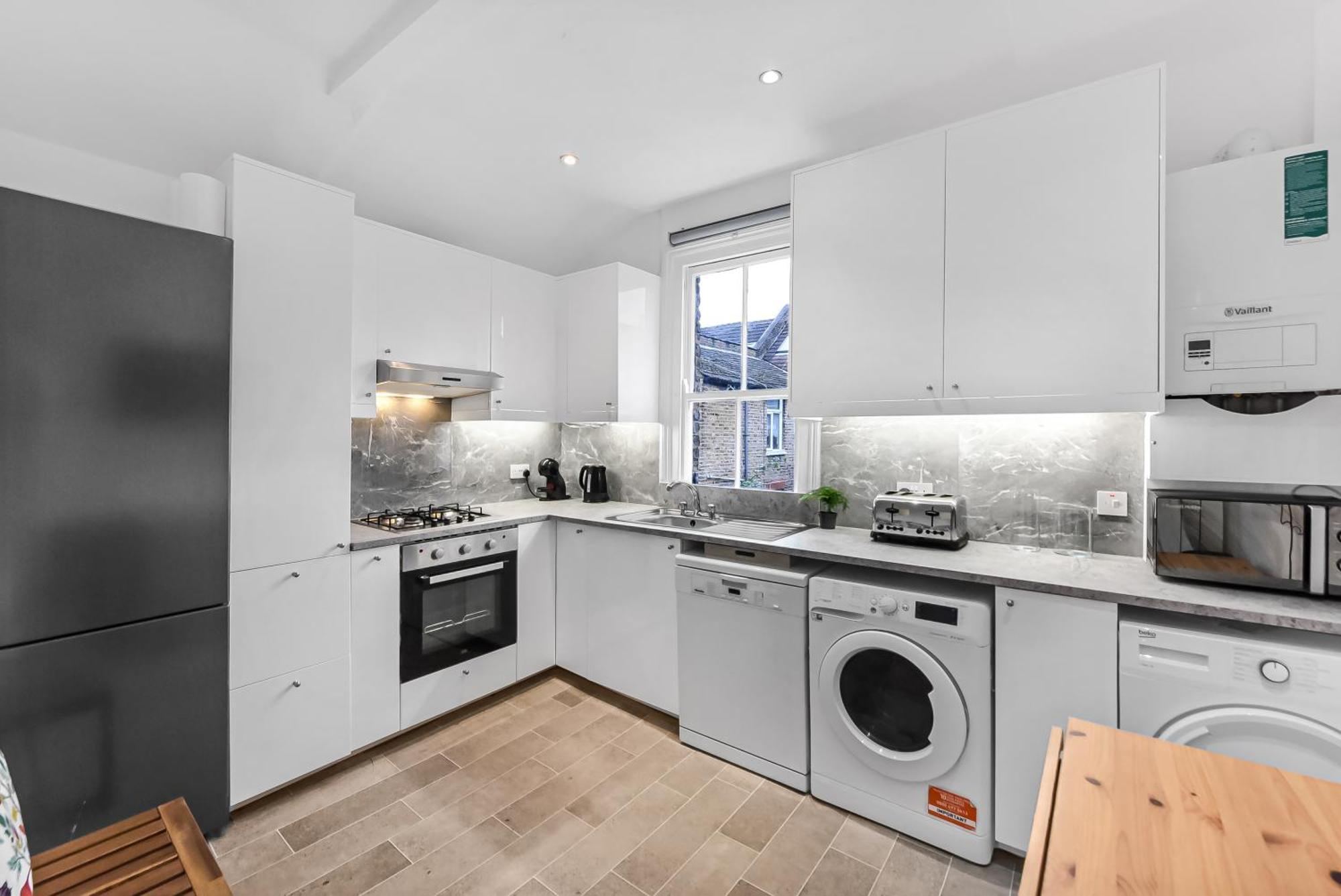 Groves 4 bedroom, Shepherds Bush London Exterior foto